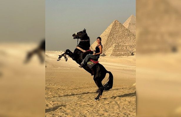 Private Giza, Saqqara & Memphis Tour with Camel Ride & Lunch