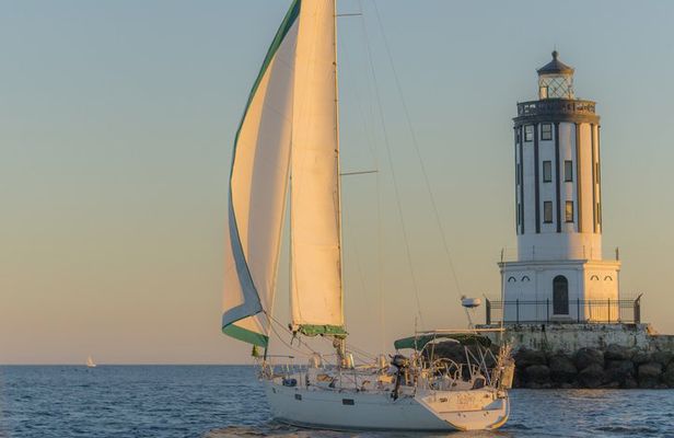 Private Sailboat Charter from San Pedro: Port of Los Angeles
