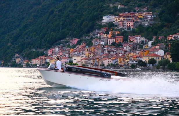 Lake Como Boat Tour & Exclusive Aperitivo at Palazzo Odescalchi