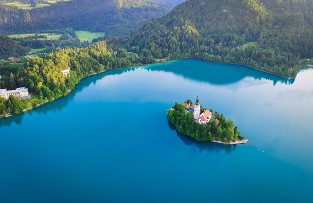 4Day Shared Mini Tour from Zagreb to Balkans Slovenia and Croatia