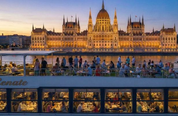 Budapest Four Course Dinner Cruise Live Folk Music