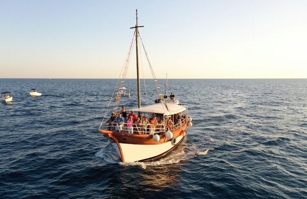 From Poreč to Rovinj, Vrsar & Lim Bay by Boat with Lunch