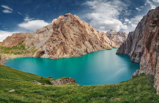 The Best of Kyrgyzstan 8 Day Group Tour