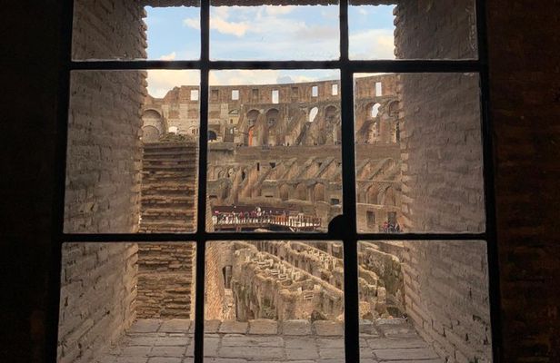 Rome: Colosseum Arena and Forum Tour