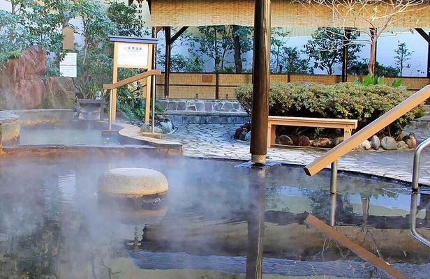 Soak Steam and Eat with Tokyo Onsen Adventure