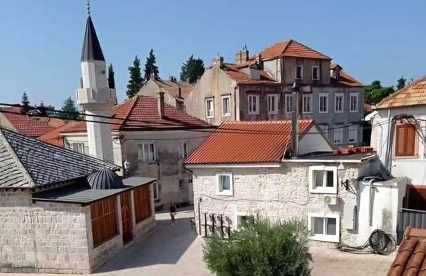 Private Day Trip to Bosnia: Wine, Culture & Local Lunch