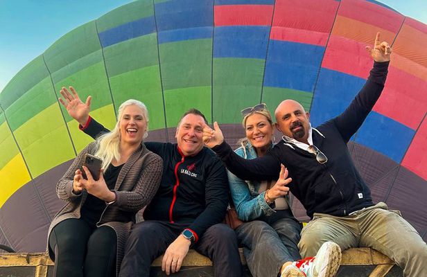 Hot Air Balloon Flight and Breakfast