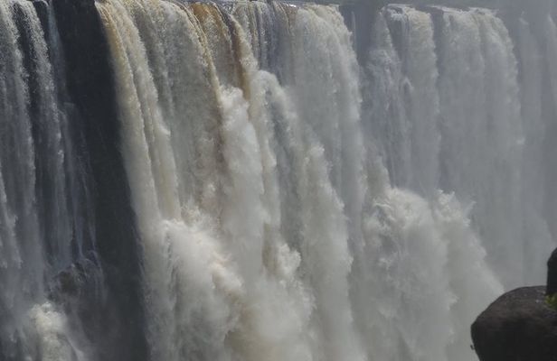 Victoria Falls Private Guided Tour Zambia and Zimbabwe