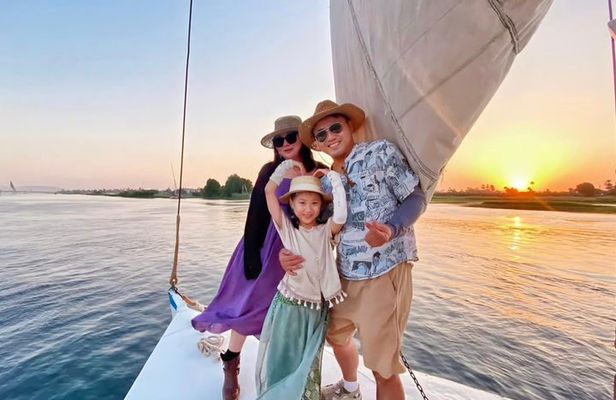 Luxor: Private Sunset Nile Felucca Ride Experience 