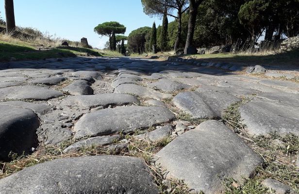 The Appian Way e-bike tour