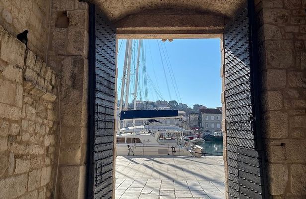 Split, Klis & Trogir Highlights – Small Group