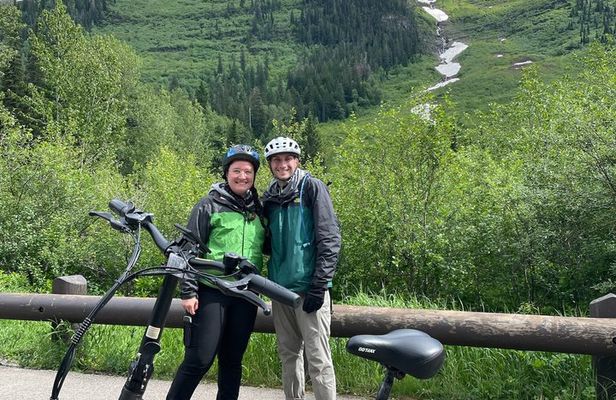 Guided E-Biking on Glacier National Park's Going-to-the-Sun Road