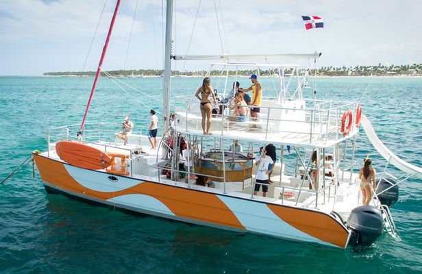 Small Group From Miches Snorkeling Cruise Open Bar and Snacks