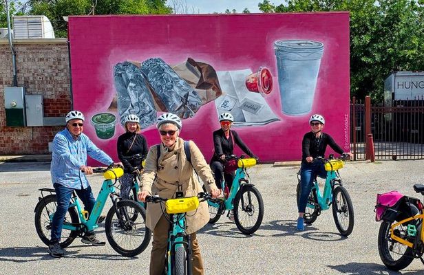 San Antonio Foodie Tour with Puffy Tacos and Murals by E Bike