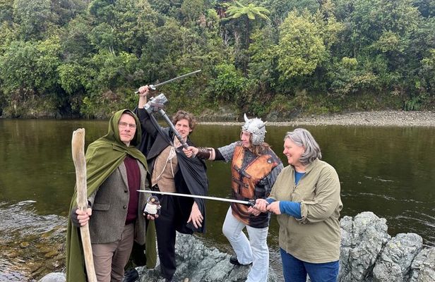 Fellowship of the Vines LOTR Wellington to Martinborough