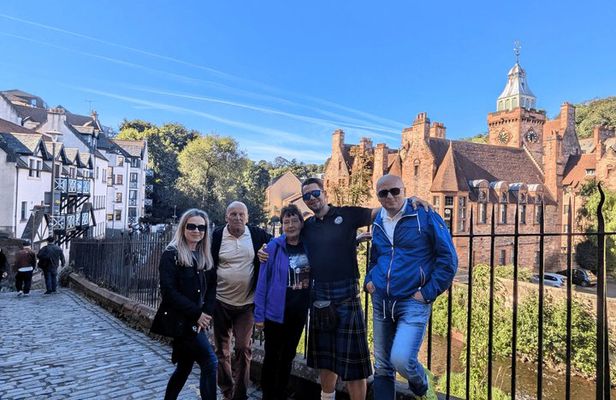 Full-Day Private Edinburgh Tour in a Black Cab