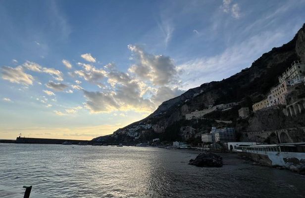 Full day Amalfi Coast Experience with a Pizza & Tiramisu class