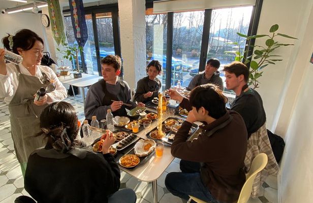 Master 8 Korean Dishes: Cooking Class in Sunny Artsy Open Kitchen