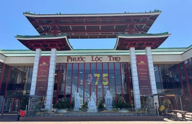 Walking Food Tour of Little Saigon