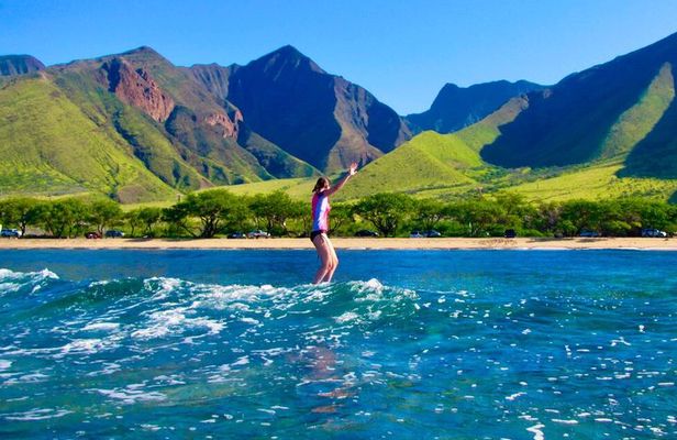 Amazing "1-on-1" Private Surf Lesson at Ukumehame Beach