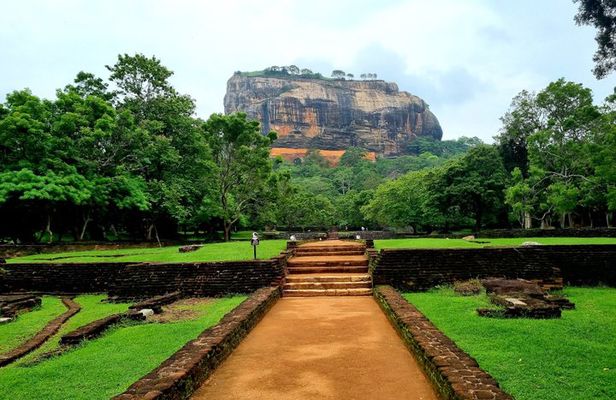 10 Days Tour in Sri Lanka