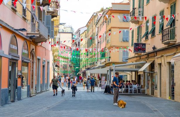 Shared Guided Street Food Walking Tour to La Spezia