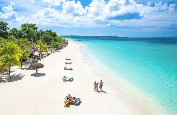 Negril Beach and Ricks Cafe Cliff Jumping and Sunset View Jamaica