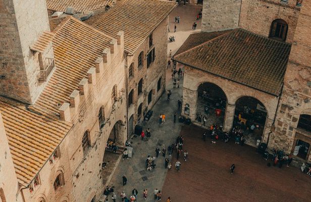 Tuscany Day San Gimignano & Certaldo with Organic Winery Lunch