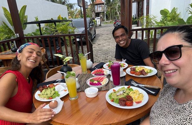 Hire a Balinese Spiritual Coach & Life Advisor