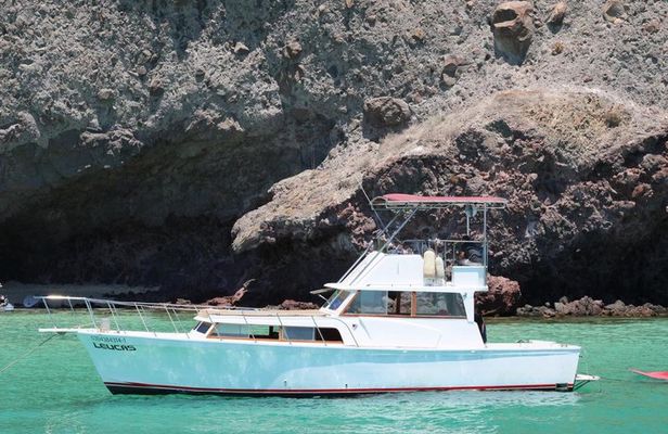 BOAT to Espiritu Santo Island and Balandra