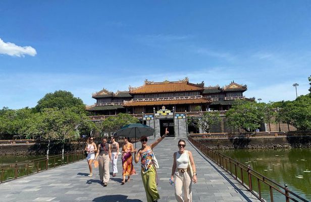 Hue Imperial City and Forbidden City Walking Private Tour