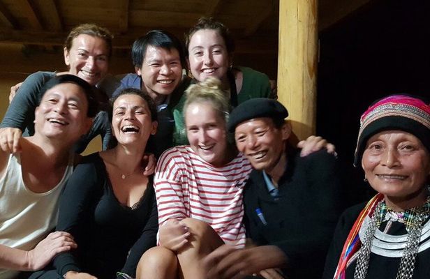Ha Giang Heritage Motorbike Loop 3D– Culture & Vietnamese Cuisine
