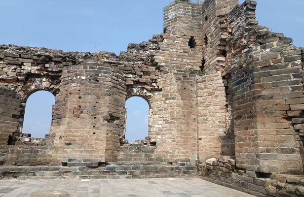 Jinshanling Great Wall Hiking Tour with Private English Driver