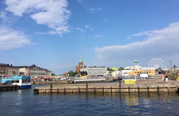 Helsinki and Suomenlinna: Guided Sightseeing and Ferry Ride