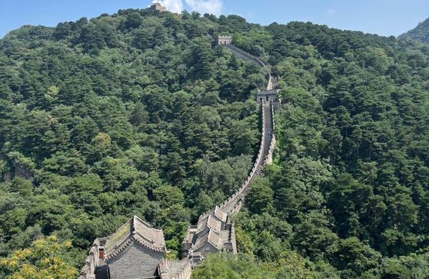 Private Tour Mutianyu Great Wall and Sacred Road with Lunch