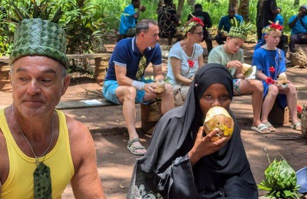 Zanzibar Spice Farm and Swahili Lunch and Stone Town Tour