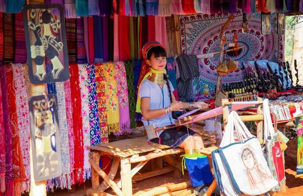 Long Neck Village, White & Blue Temple, Black House Day Tour From Chiang Mai