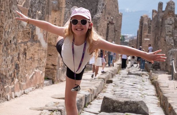 Day Trip from Rome: Explore Pompeii & Sorrento Amalfi Coast