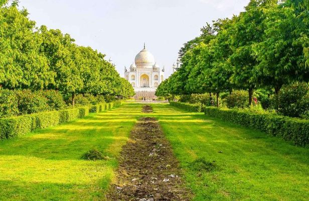 Taj Mahal Day Tour By Car From Delhi