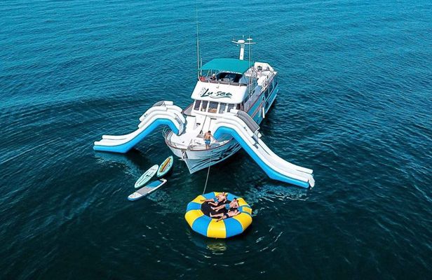 Boat Tour with Slides XXL, Snorkeling, Activities and Lunch.