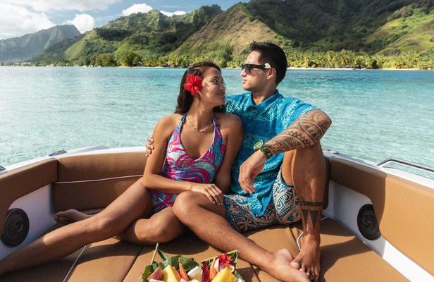 Moorea Private Lagoon Tour Sharks Rays Turtles and Snorkeling