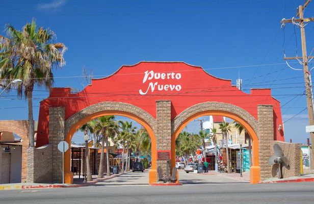 Lobster Lunch in Puerto Nuevo Private Tour