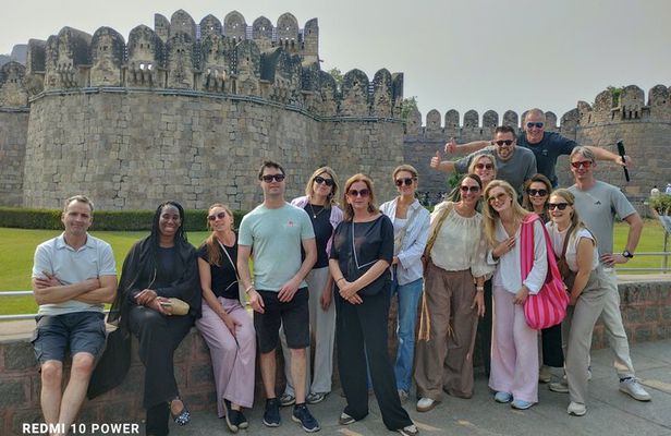 Discover Hyderabad Through the Ages, Full-day Tour & Ethnic Lunch