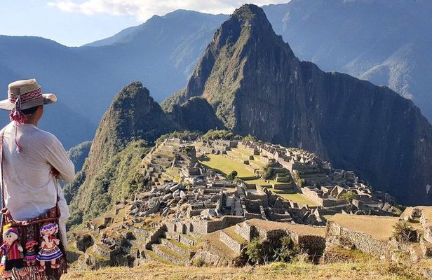 Machu Picchu 2-Day Tour with Entrance in Aguas Calientes