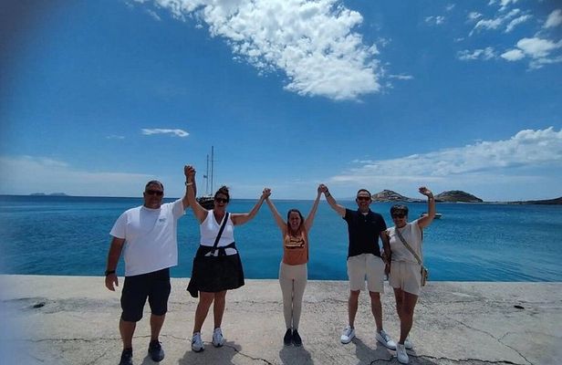 Mykonos Swim and Lunch Adventure Tour