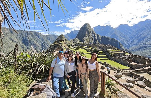 Machu Picchu 2 Day Tour from Cusco include Train Hotel Transfers