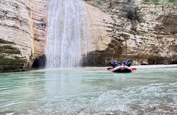 Osumi Canyon Adventure - Rafting & Tubing