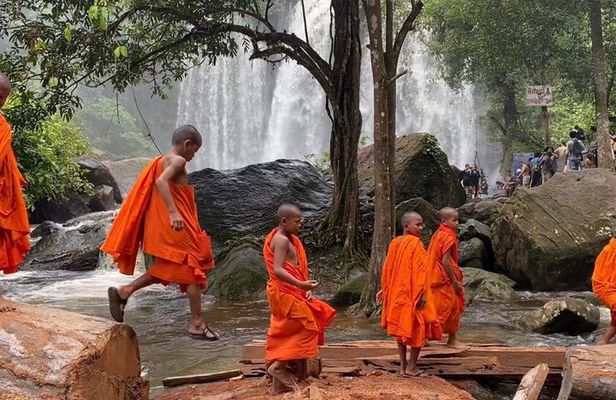 Private Classical Angkor Small Tour, Kulen Mountain & Tonle Sap