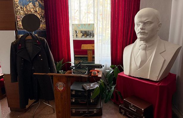 Transnistria Day Tour in Tiraspol and Bender Citadel