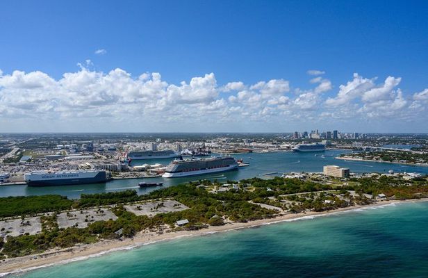 Helicopter Tour Above Fort Lauderdale City and Beaches
